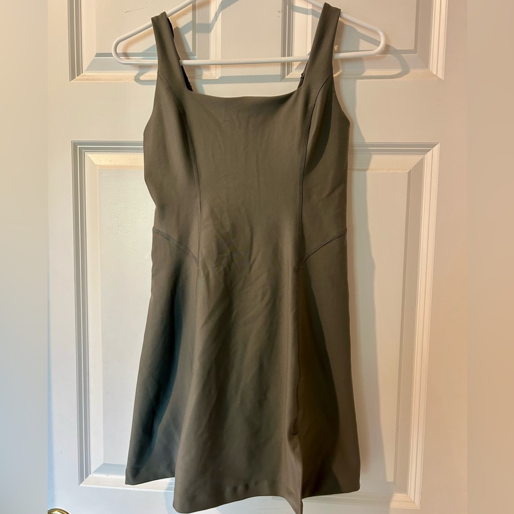 Abercrombie & Fitch Olive Sleeveless Fit-and-Flare Midi Dress